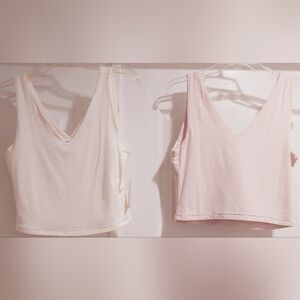 One Cream & One Pale Pink V-Neck Sleeveless Top by Pink Rose Sz L